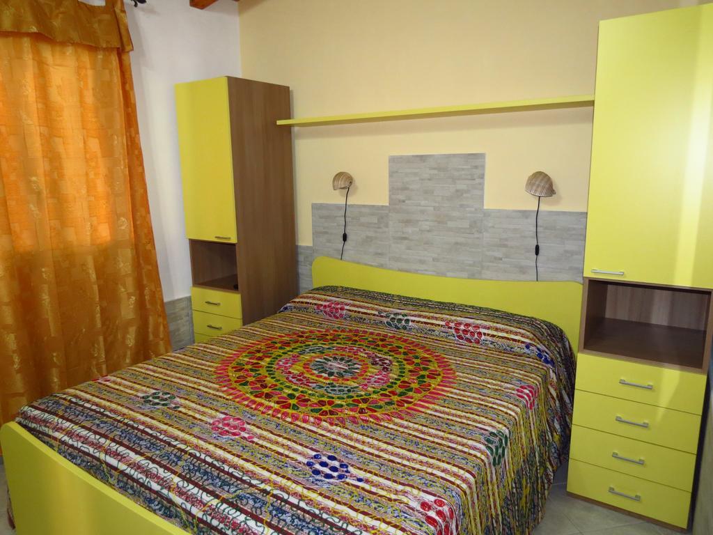 Case Vacanze Jerimar LMP Buitenkant foto